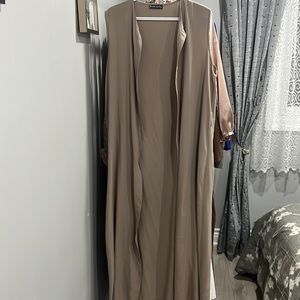 Maxi sleeveless abaya/ duster